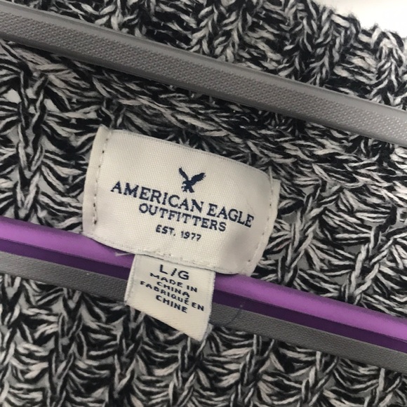 American Eagle Sweater - Picture 2 of 3